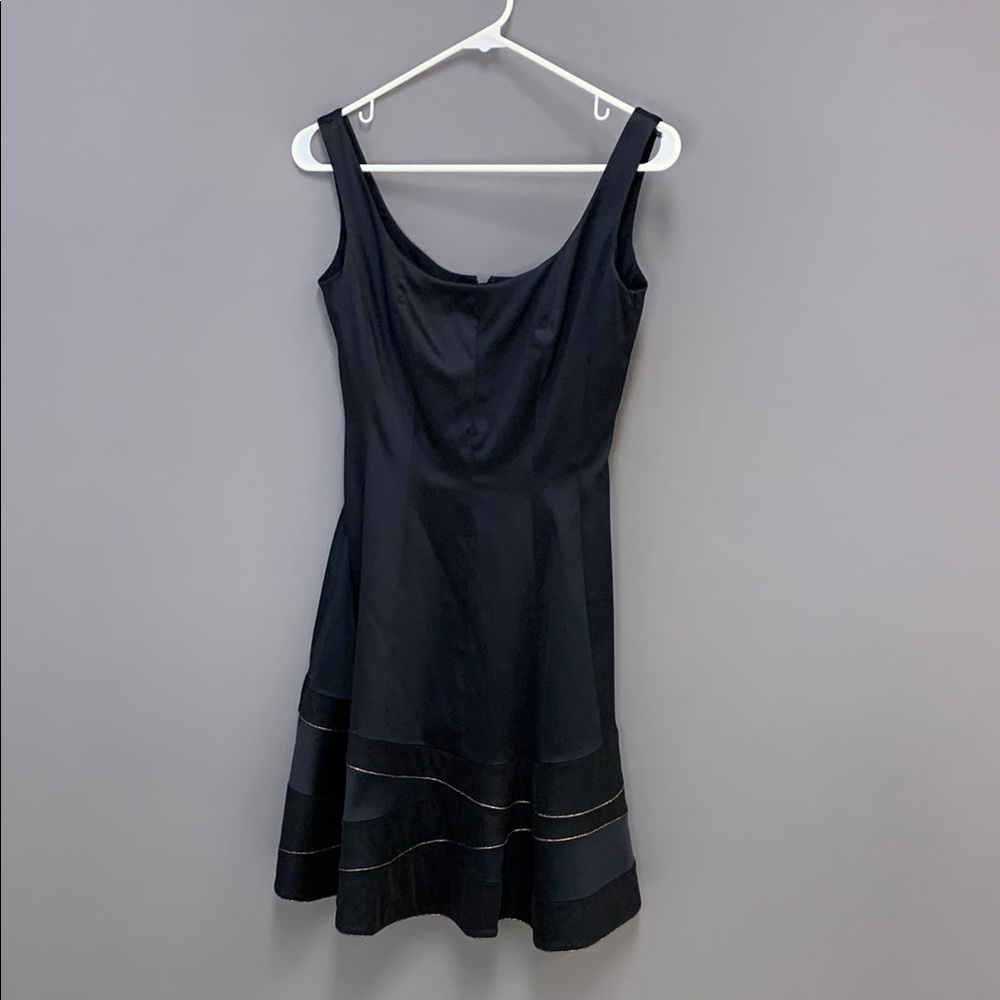 Elegant Navy Blue Sleeveless Dress